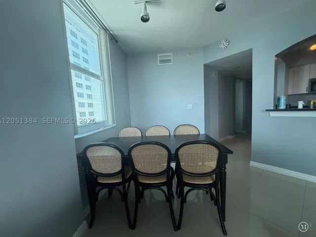 2-bedroom condo for rent in Surfside - 9201 Collins Ave 521 - MondialRealty