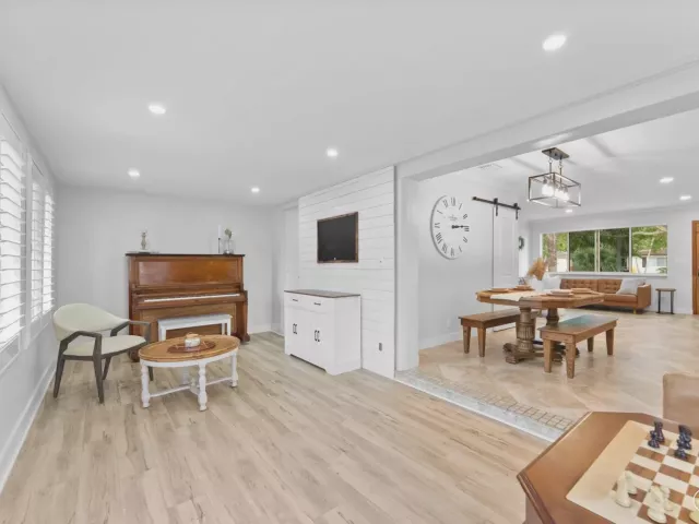 4-bedroom home for sale in Boca Raton - 1257 NW 5th Street - MondialRealty