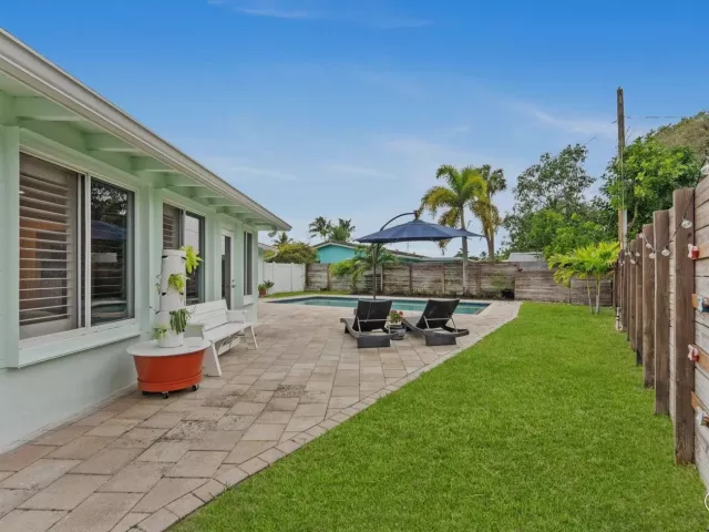 4-bedroom home for sale in Boca Raton - 1257 NW 5th Street - MondialRealty