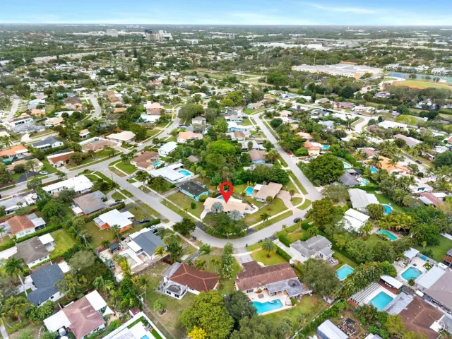 4-bedroom home for sale in Boca Raton - 1257 NW 5th Street - MondialRealty
