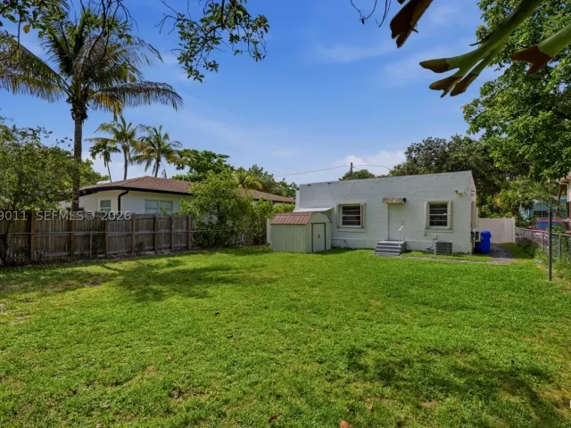 2-bedroom home for sale in Miami - 446 NE 64th St - MondialRealty