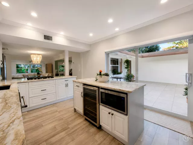 4-bedroom home for sale in Hollywood - 4201 Fillmore Street - MondialRealty