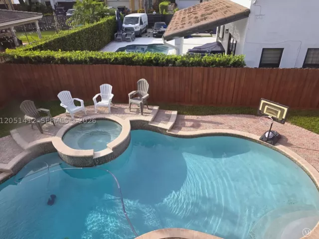 4-bedroom home for sale in Miami - 16453 SW 75th Ter - MondialRealty