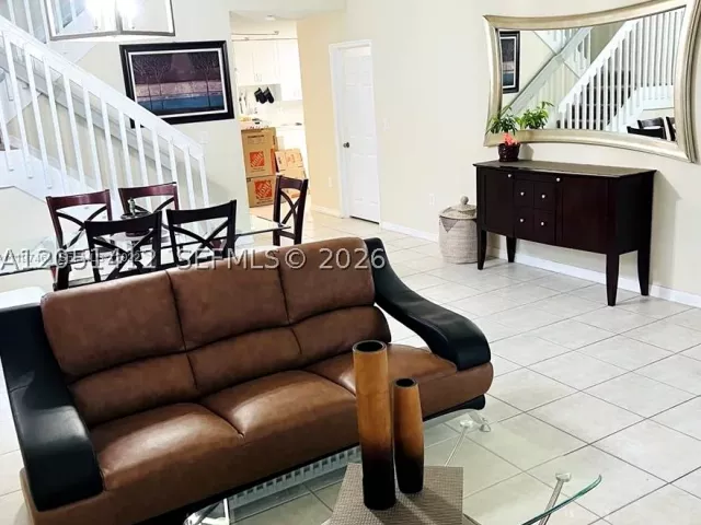 4-bedroom home for sale in Miami - 16453 SW 75th Ter - MondialRealty