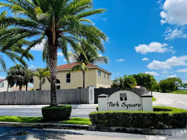 4-bedroom home for sale in Miami - 16453 SW 75th Ter - MondialRealty