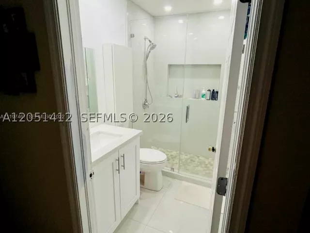 4-bedroom home for sale in Miami - 16453 SW 75th Ter - MondialRealty
