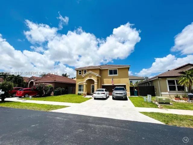 4-bedroom home for sale in Miami - 16453 SW 75th Ter - MondialRealty