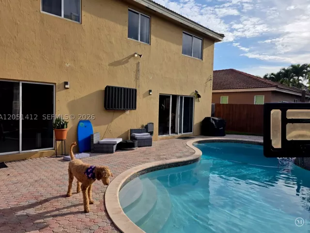 4-bedroom home for sale in Miami - 16453 SW 75th Ter - MondialRealty