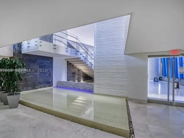2-bedroom condo for rent in Sunny Isles Beach - 18201 Collins Ave 4209A - MondialRealty
