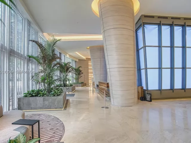 2-bedroom condo for rent in Sunny Isles Beach - 18201 Collins Ave 4209A - MondialRealty