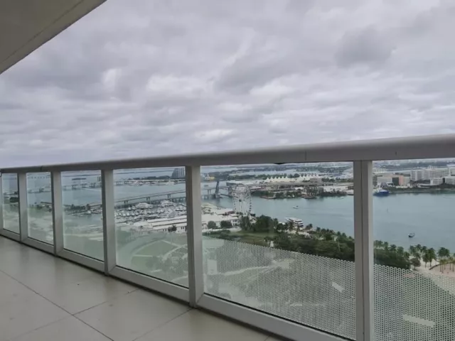 3-bedroom condo for rent in Miami - 50 Biscayne Blvd 2810 - MondialRealty