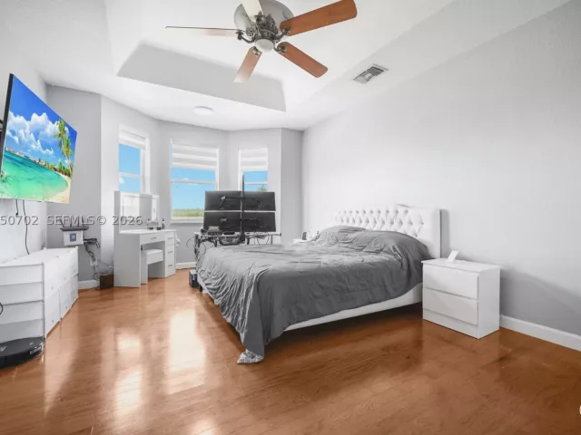 4-bedroom home for sale in Miami - 6504 SW 166th Ct - MondialRealty