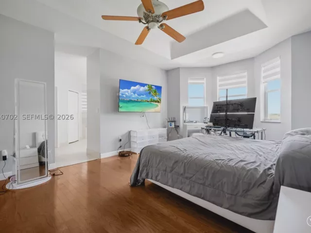 4-bedroom home for sale in Miami - 6504 SW 166th Ct - MondialRealty