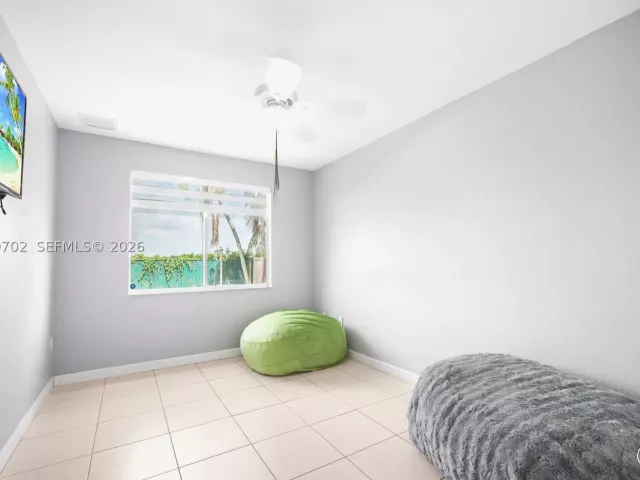 4-bedroom home for sale in Miami - 6504 SW 166th Ct - MondialRealty