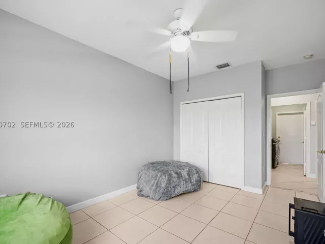 4-bedroom home for sale in Miami - 6504 SW 166th Ct - MondialRealty