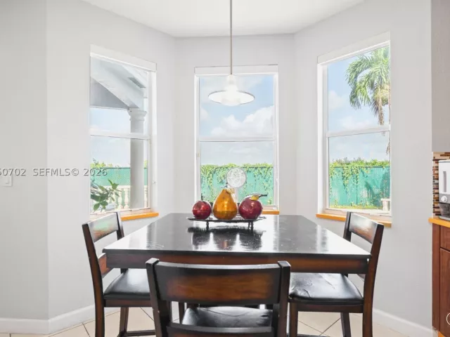 4-bedroom home for sale in Miami - 6504 SW 166th Ct - MondialRealty