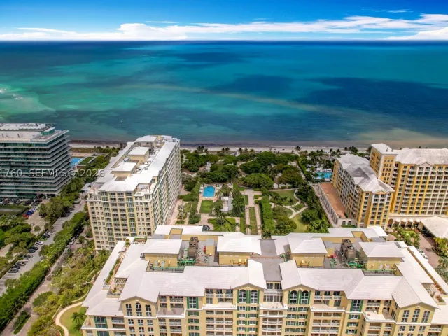 2-bedroom condo for sale in Key Biscayne - 445 Grand Bay Dr 418 - MondialRealty