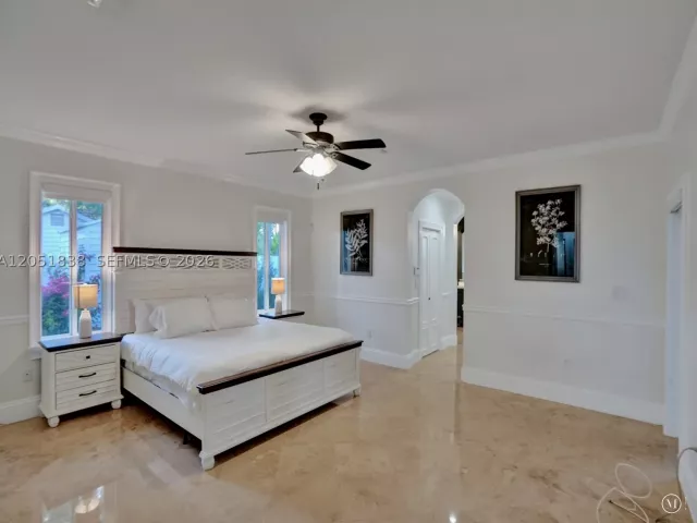 4-bedroom home for rent in Miami - 12401 SW 77th St 12401 - MondialRealty