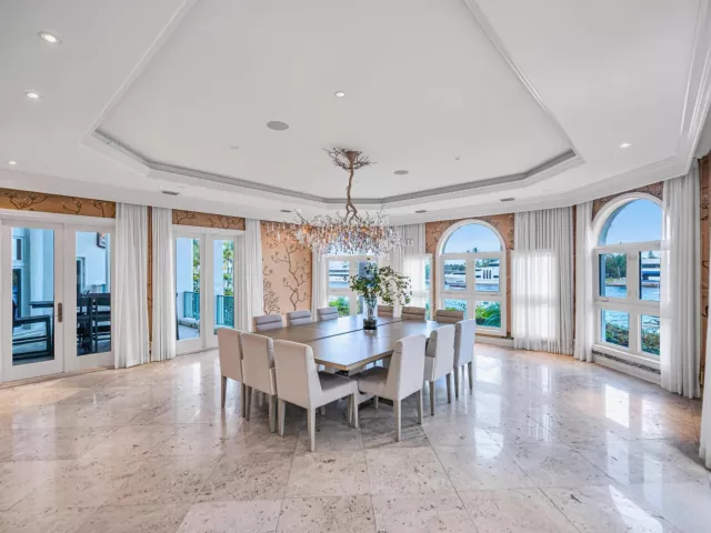 11-bedroom home for rent in Fort Lauderdale - 709 Idlewyld Drive - MondialRealty