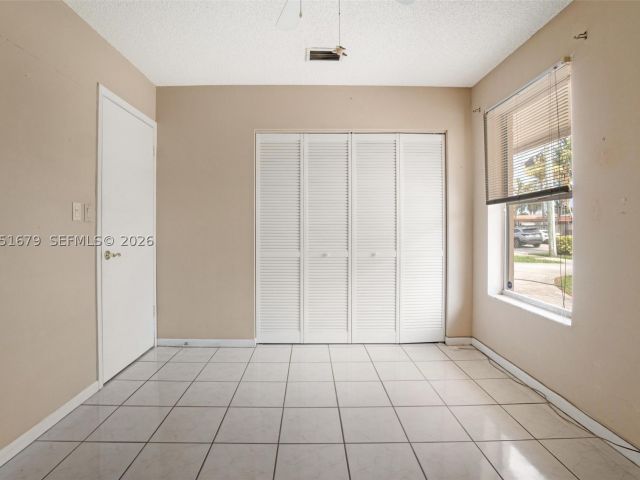 3-bedroom home for sale in Hollywood - 2917 Mckinley St - MondialRealty