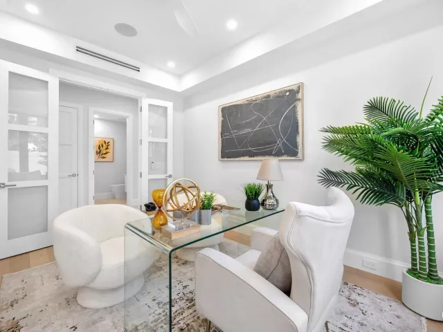 4-bedroom home for sale in Delray Beach - 731 SE 4th Avenue - MondialRealty