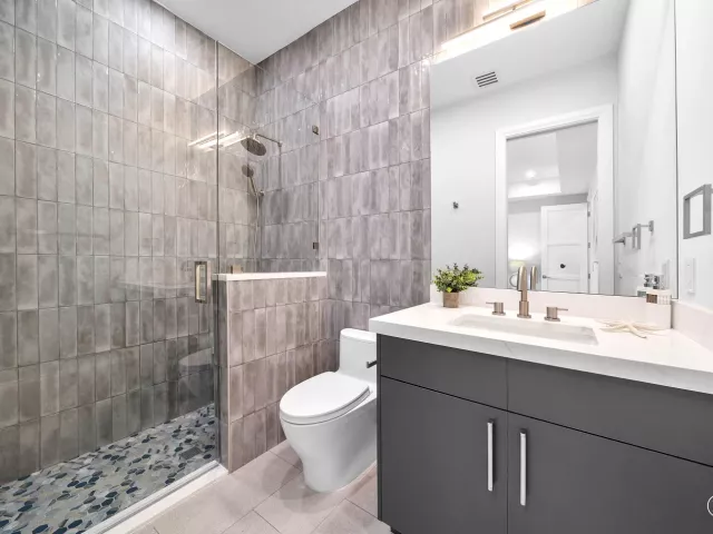 4-bedroom home for sale in Delray Beach - 731 SE 4th Avenue - MondialRealty