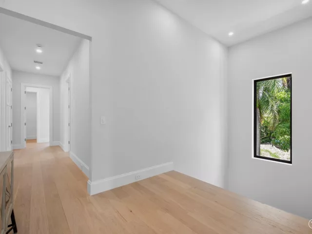 4-bedroom home for sale in Delray Beach - 731 SE 4th Avenue - MondialRealty