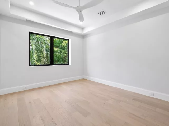4-bedroom home for sale in Delray Beach - 731 SE 4th Avenue - MondialRealty