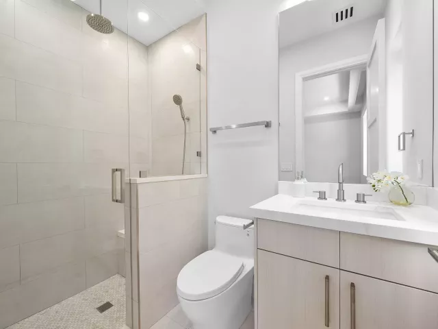 4-bedroom home for sale in Delray Beach - 731 SE 4th Avenue - MondialRealty