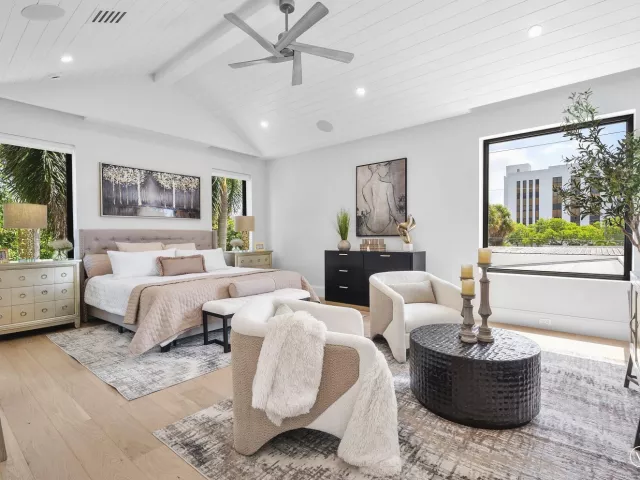 4-bedroom home for sale in Delray Beach - 731 SE 4th Avenue - MondialRealty