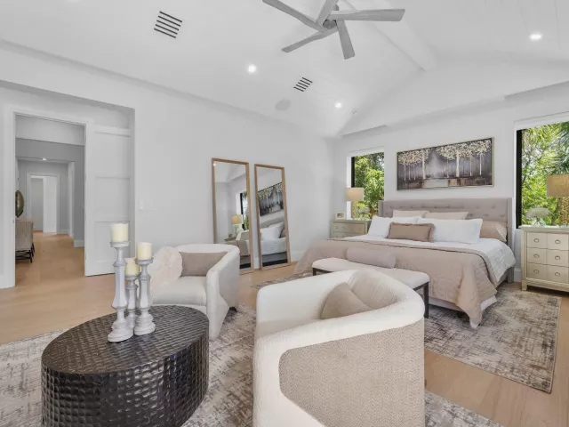 4-bedroom home for sale in Delray Beach - 731 SE 4th Avenue - MondialRealty