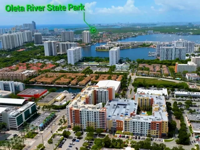 2-bedroom condo for sale in Aventura - 18800 NE 29th Ave 517 (Fully Renovated) - MondialRealty