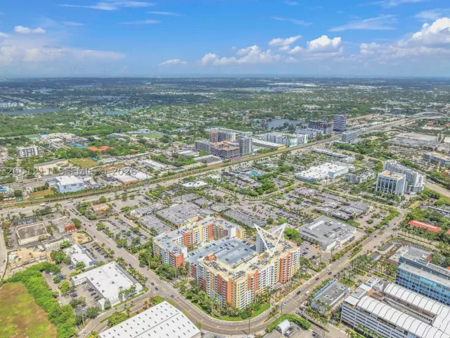 2-bedroom condo for sale in Aventura - 18800 NE 29th Ave 517 (Fully Renovated) - MondialRealty