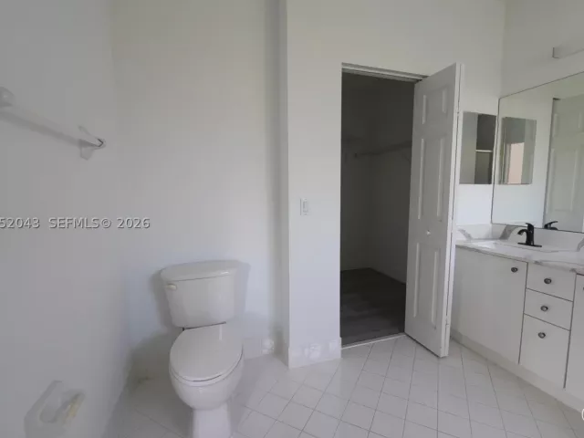 4-bedroom home for rent in Miami - 8836 SW 221 Terr N/A - MondialRealty