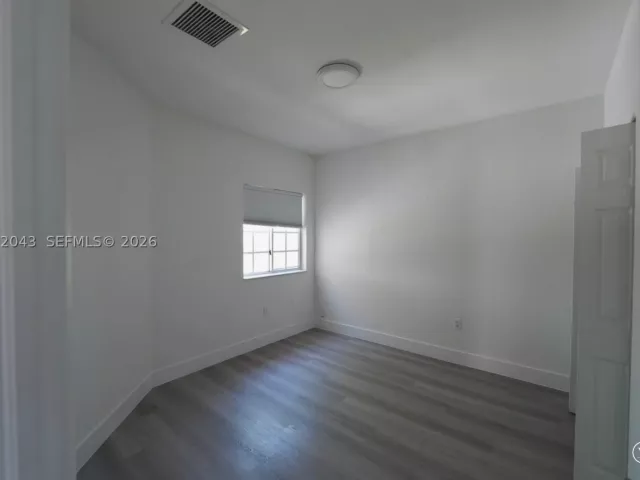 4-bedroom home for rent in Miami - 8836 SW 221 Terr N/A - MondialRealty