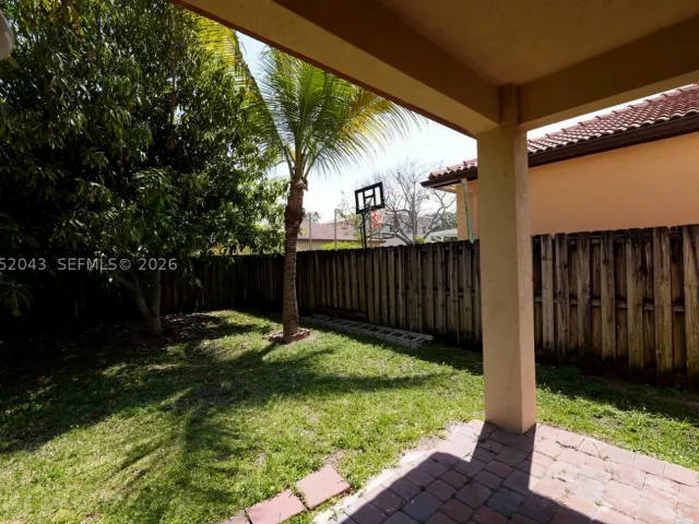 4-bedroom home for rent in Miami - 8836 SW 221 Terr N/A - MondialRealty