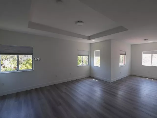 4-bedroom home for rent in Miami - 8836 SW 221 Terr N/A - MondialRealty