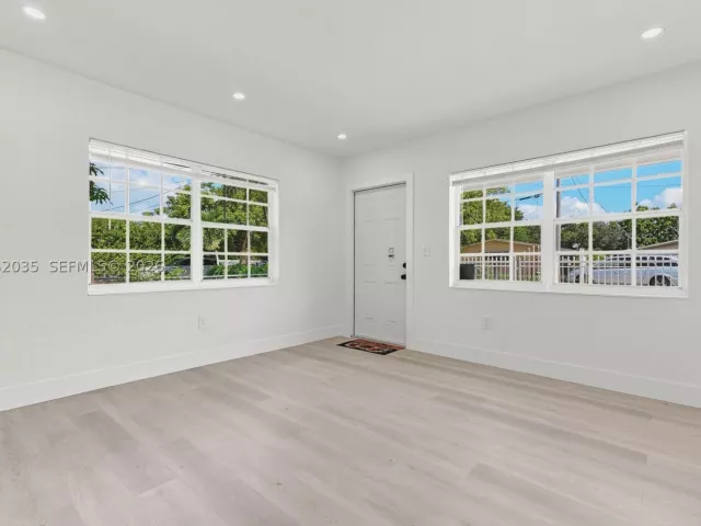 4-bedroom home for sale in Miami - 2002 NW 87th St - MondialRealty