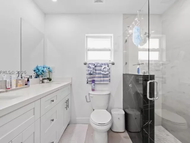 3-bedroom home for sale in West Palm Beach - 4317 Vicliff Rd - MondialRealty