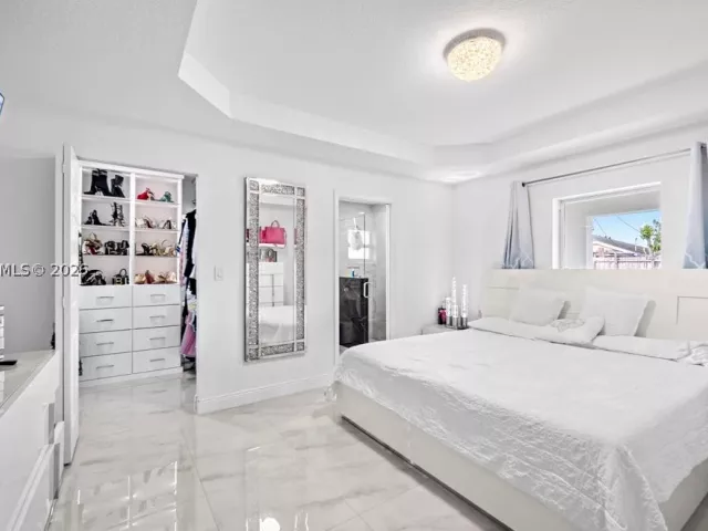 3-bedroom home for sale in West Palm Beach - 4317 Vicliff Rd - MondialRealty
