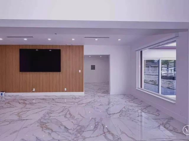 4-bedroom home for sale in West Palm Beach - 696 Arlington Drive - MondialRealty
