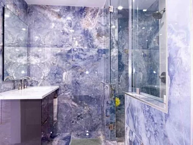 4-bedroom home for sale in West Palm Beach - 696 Arlington Drive - MondialRealty
