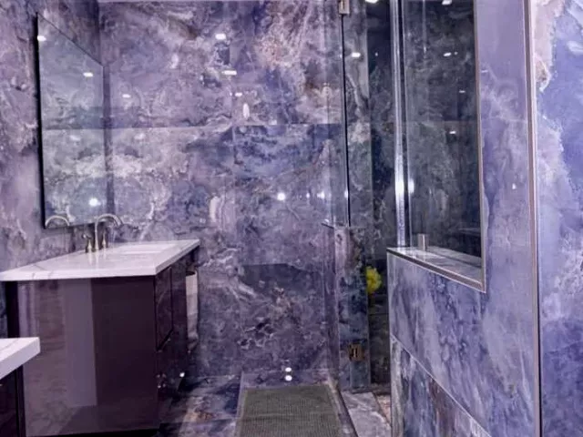 4-bedroom home for sale in West Palm Beach - 696 Arlington Drive - MondialRealty