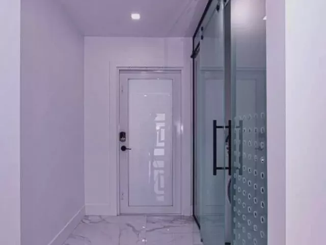4-bedroom home for sale in West Palm Beach - 696 Arlington Drive - MondialRealty