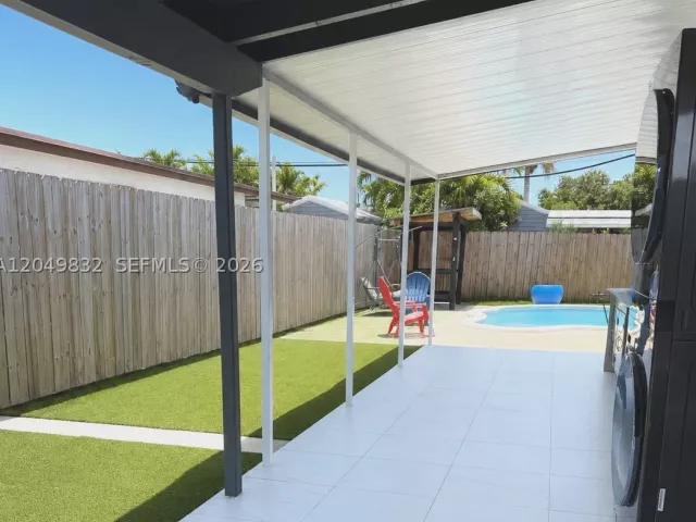 4-bedroom home for sale in Miami - 10730 SW 52nd Ter - MondialRealty