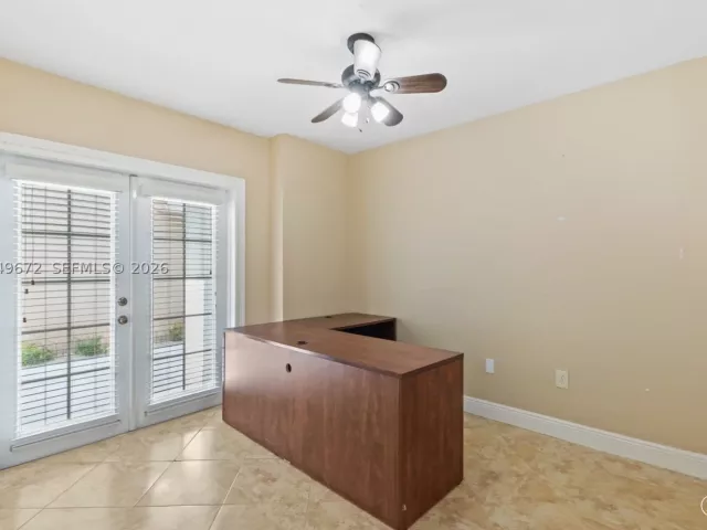 4-bedroom home for rent in Miami - 3344 SW 156th Ct 3344 - MondialRealty