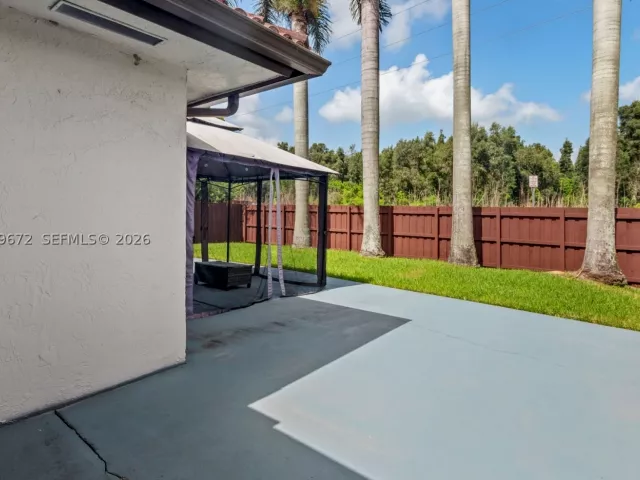 4-bedroom home for rent in Miami - 3344 SW 156th Ct 3344 - MondialRealty