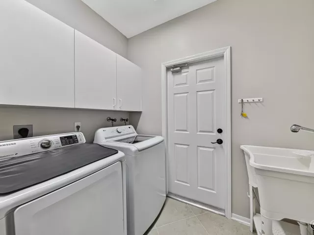 4-bedroom home for rent in Boca Raton - 12325 Cascades Pointe Drive - MondialRealty