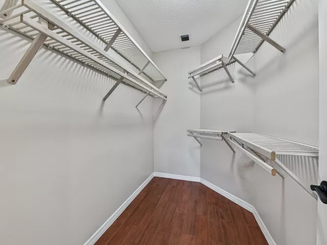4-bedroom home for rent in Boca Raton - 12325 Cascades Pointe Drive - MondialRealty