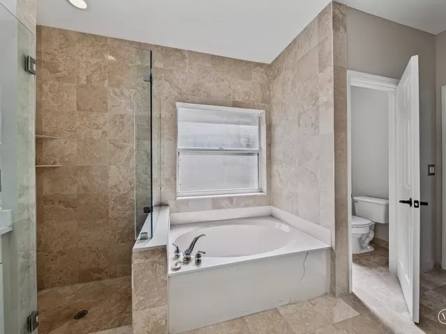 4-bedroom home for rent in Boca Raton - 12325 Cascades Pointe Drive - MondialRealty